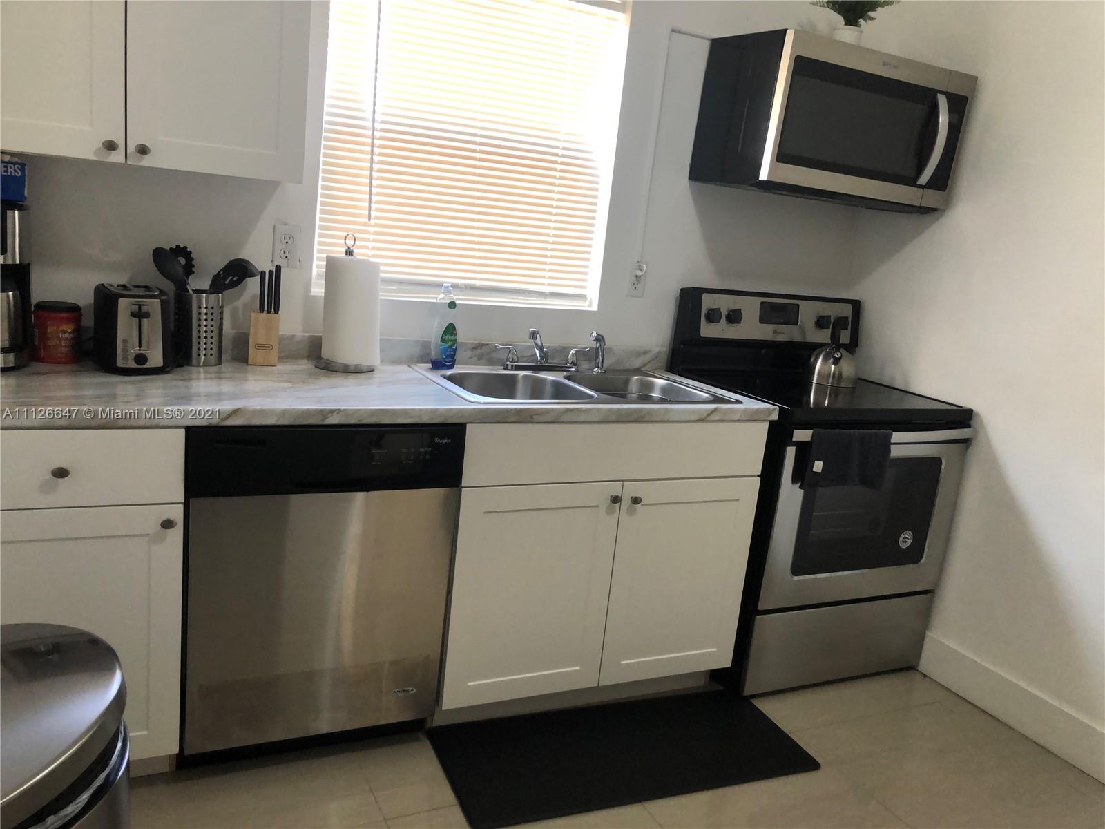 CITY OF MIAMI SOUTH - Residential Lease