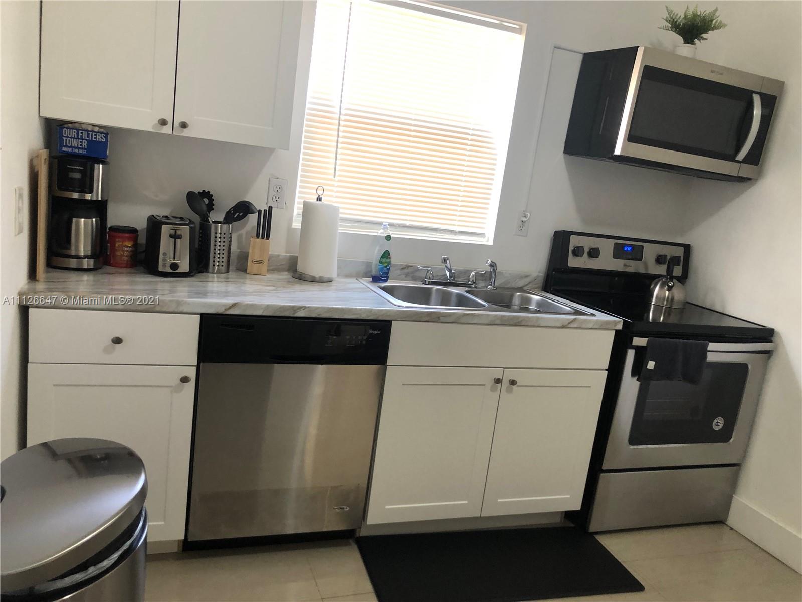 CITY OF MIAMI SOUTH - Residential Lease