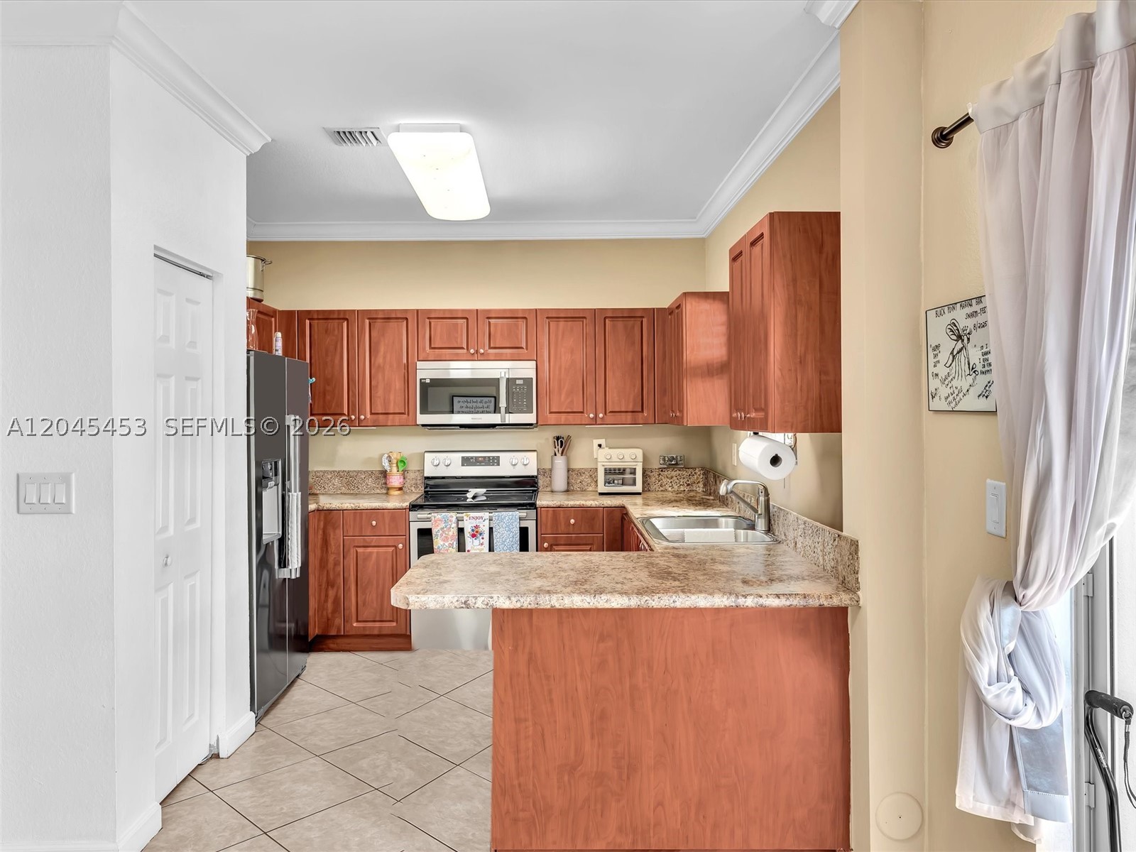 LAKES BY THE BAY GEE - Residential