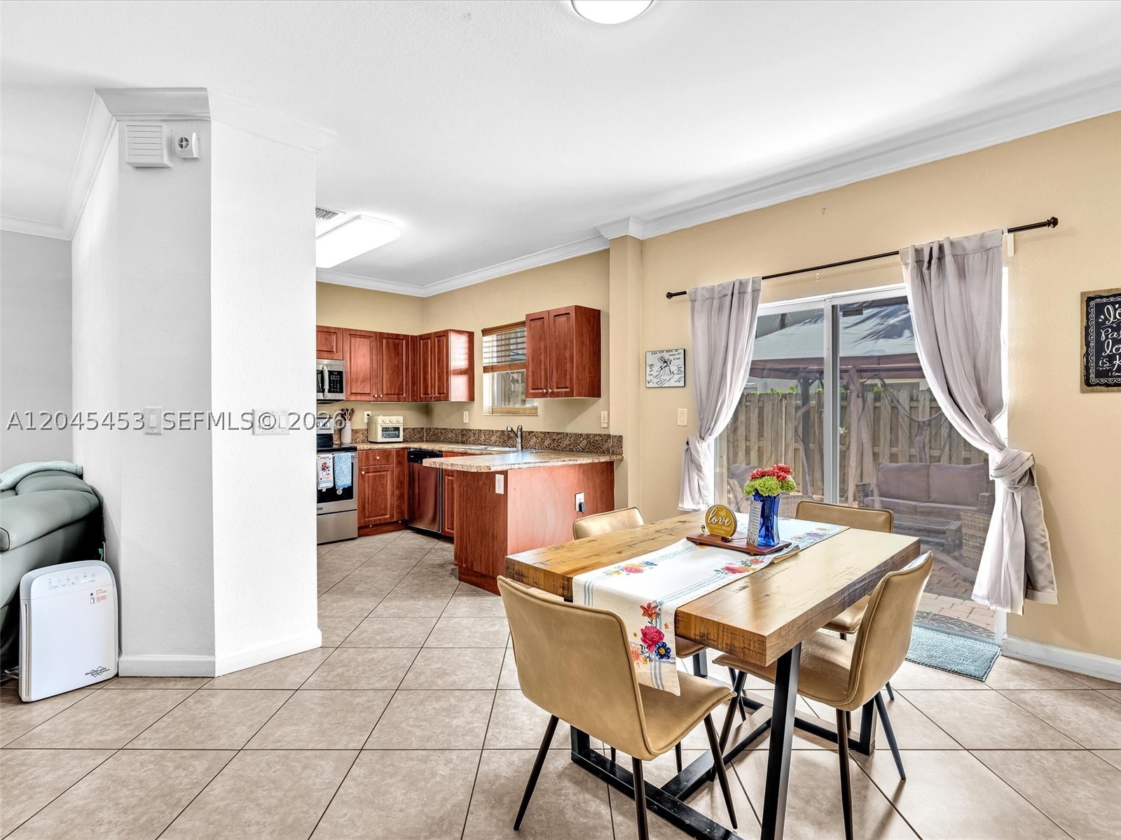 LAKES BY THE BAY GEE - Residential