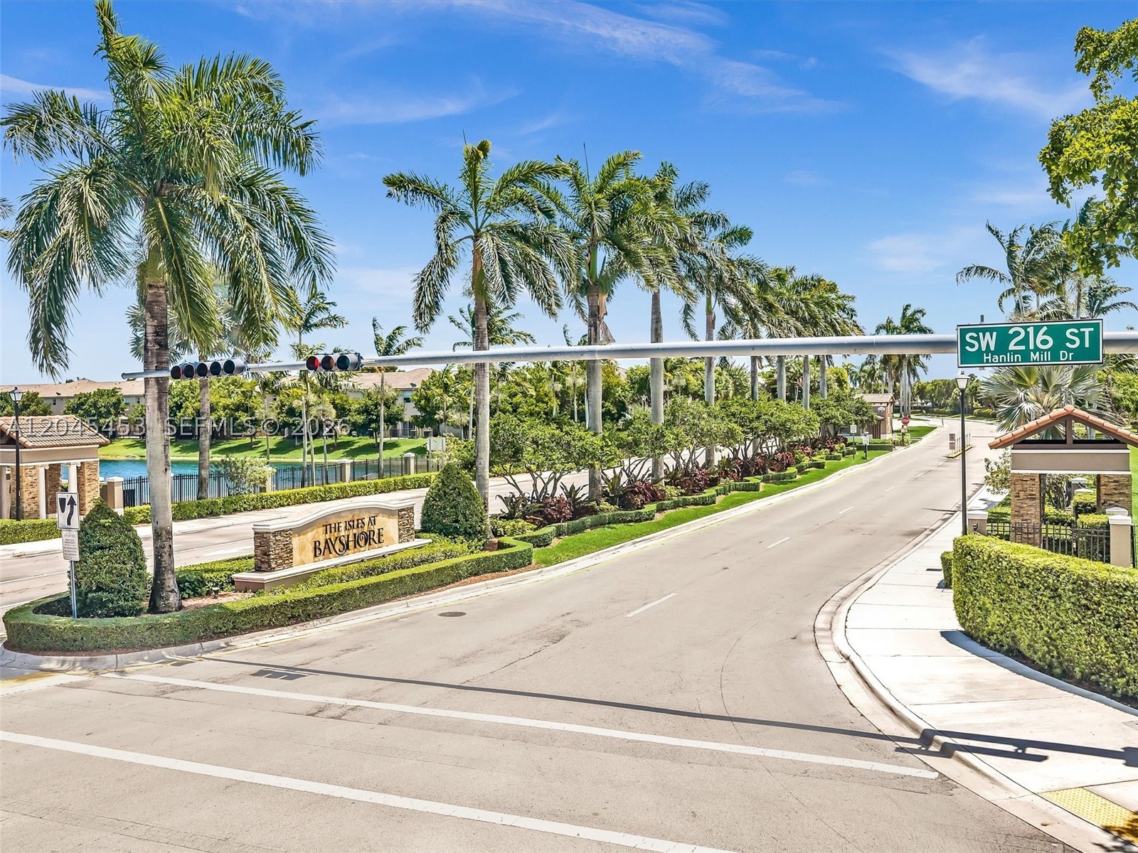 LAKES BY THE BAY GEE - Residential