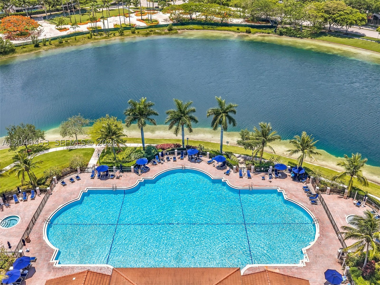 LAKES BY THE BAY GEE - Residential