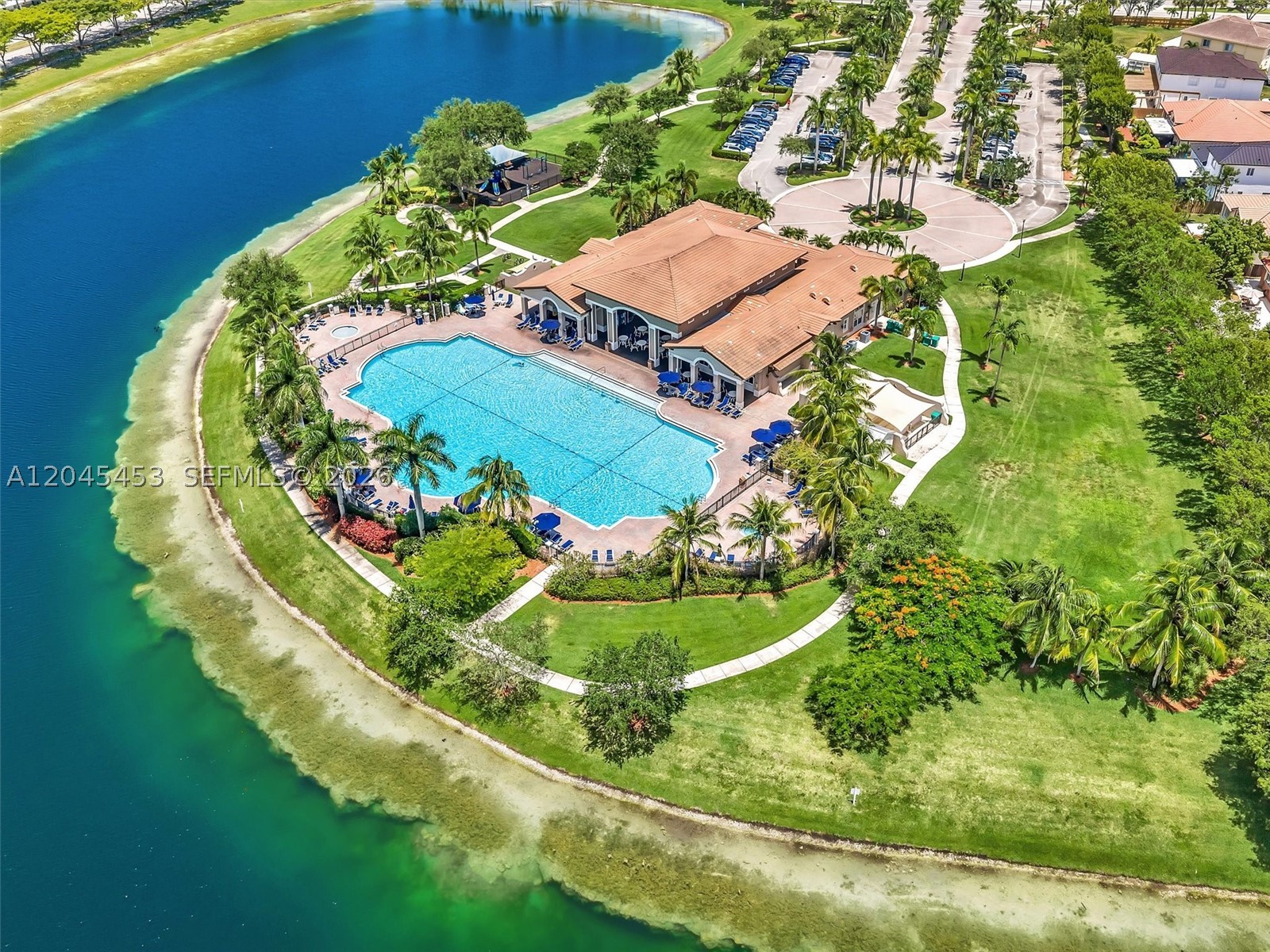 LAKES BY THE BAY GEE - Residential