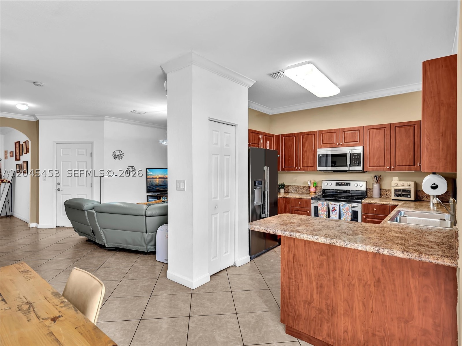 LAKES BY THE BAY GEE - Residential