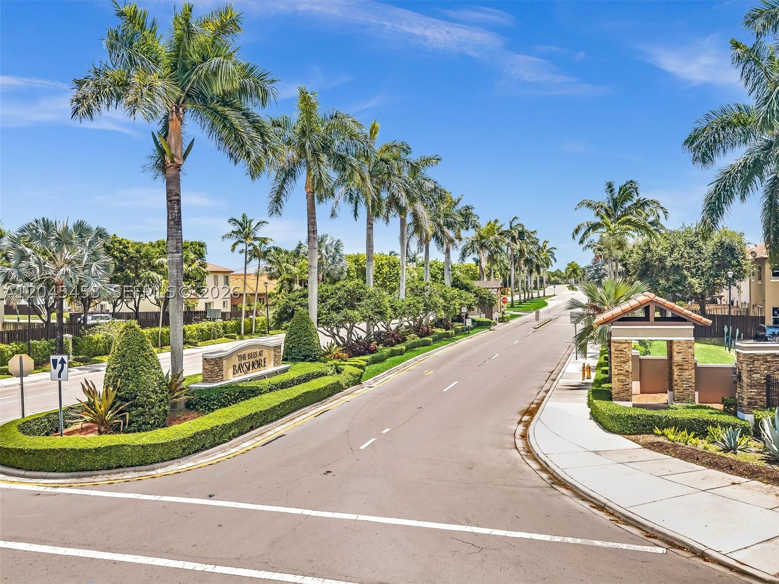 LAKES BY THE BAY GEE - Residential