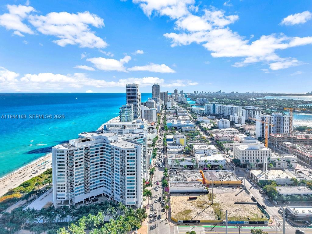 BURLEIGH HOUSE CONDO - Residential