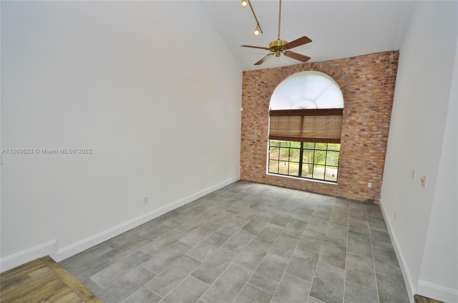 ROCK CREEK PH TWO - Residential Lease