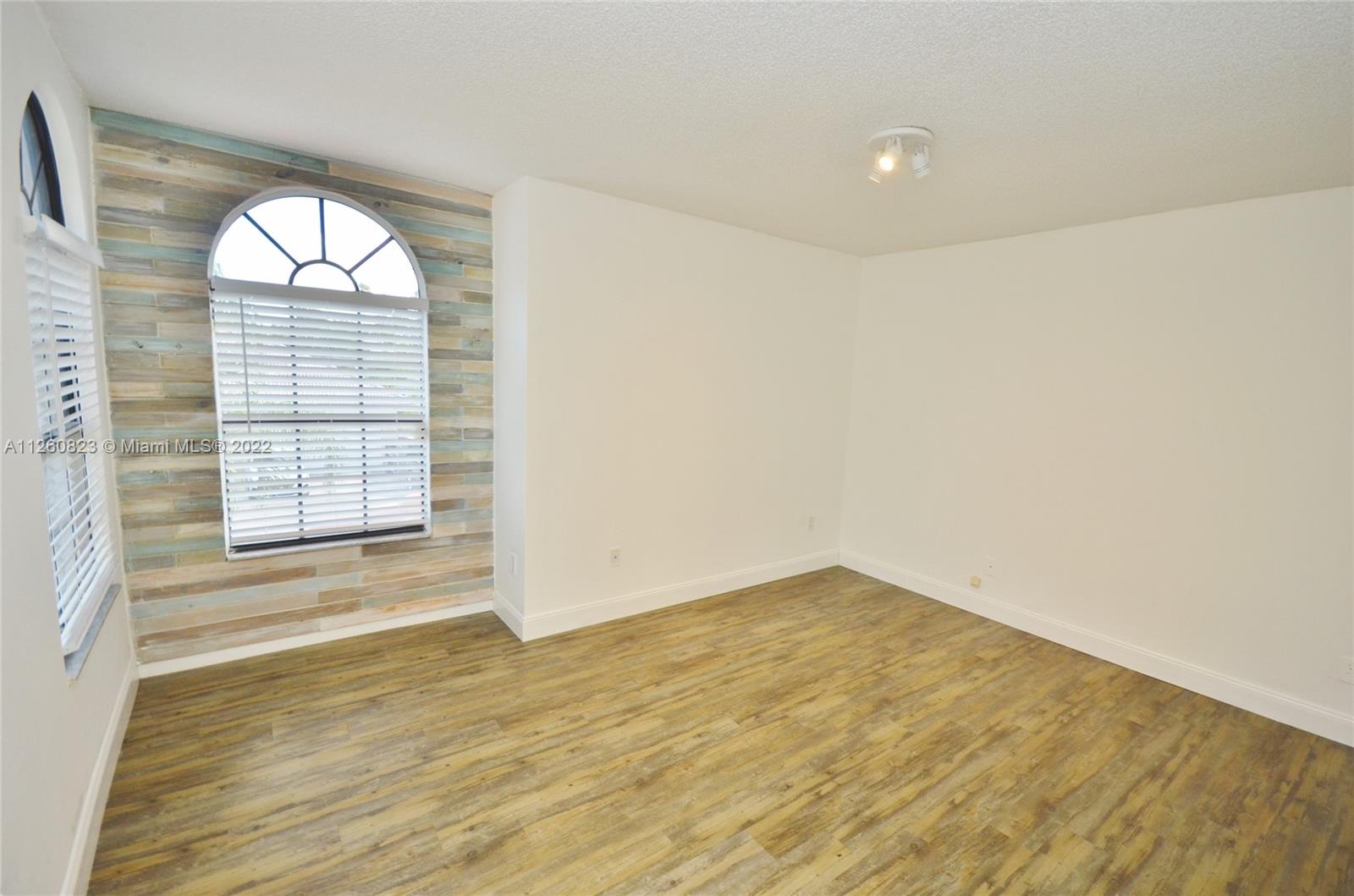 ROCK CREEK PH TWO - Residential Lease