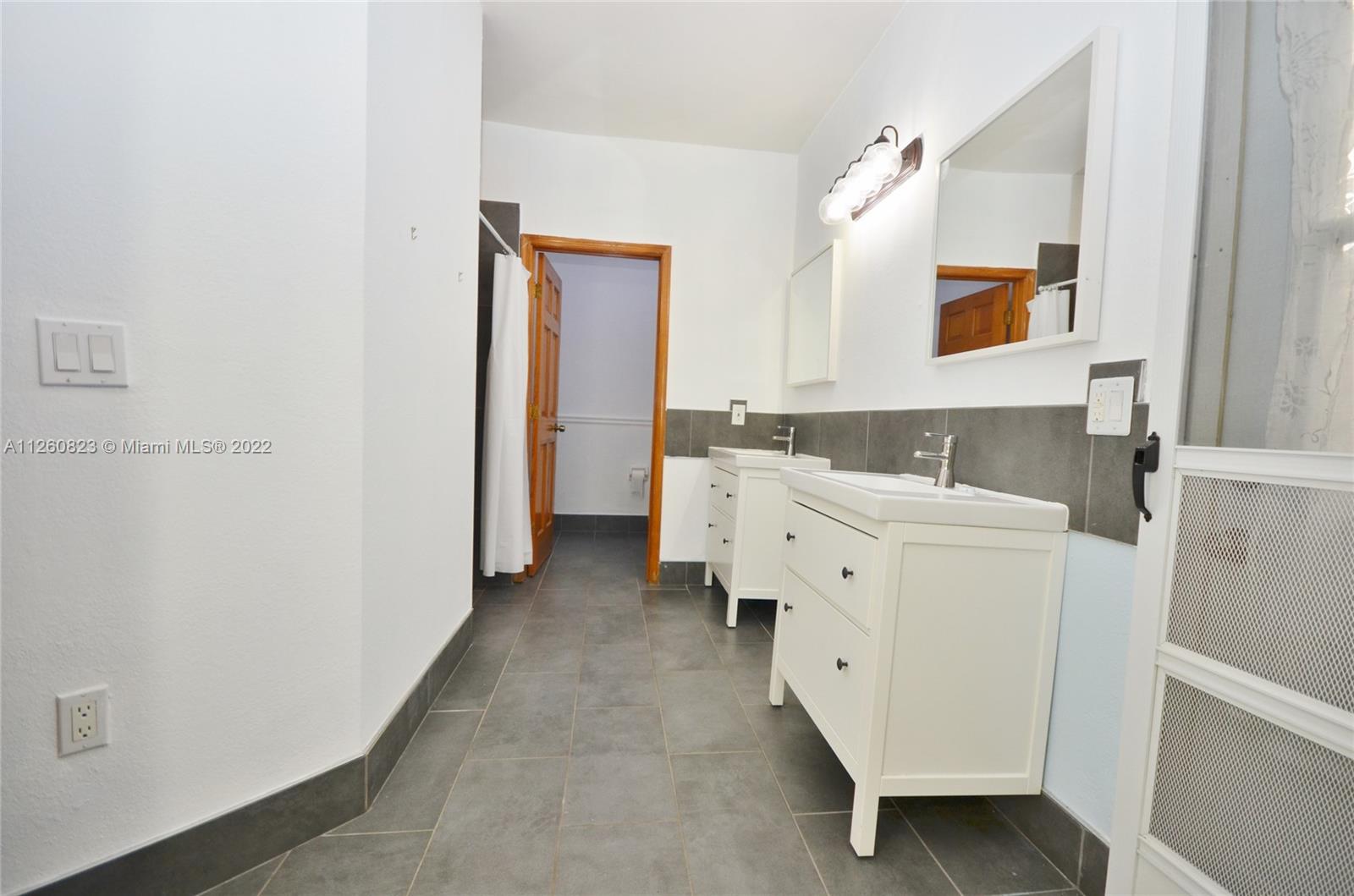 ROCK CREEK PH TWO - Residential Lease