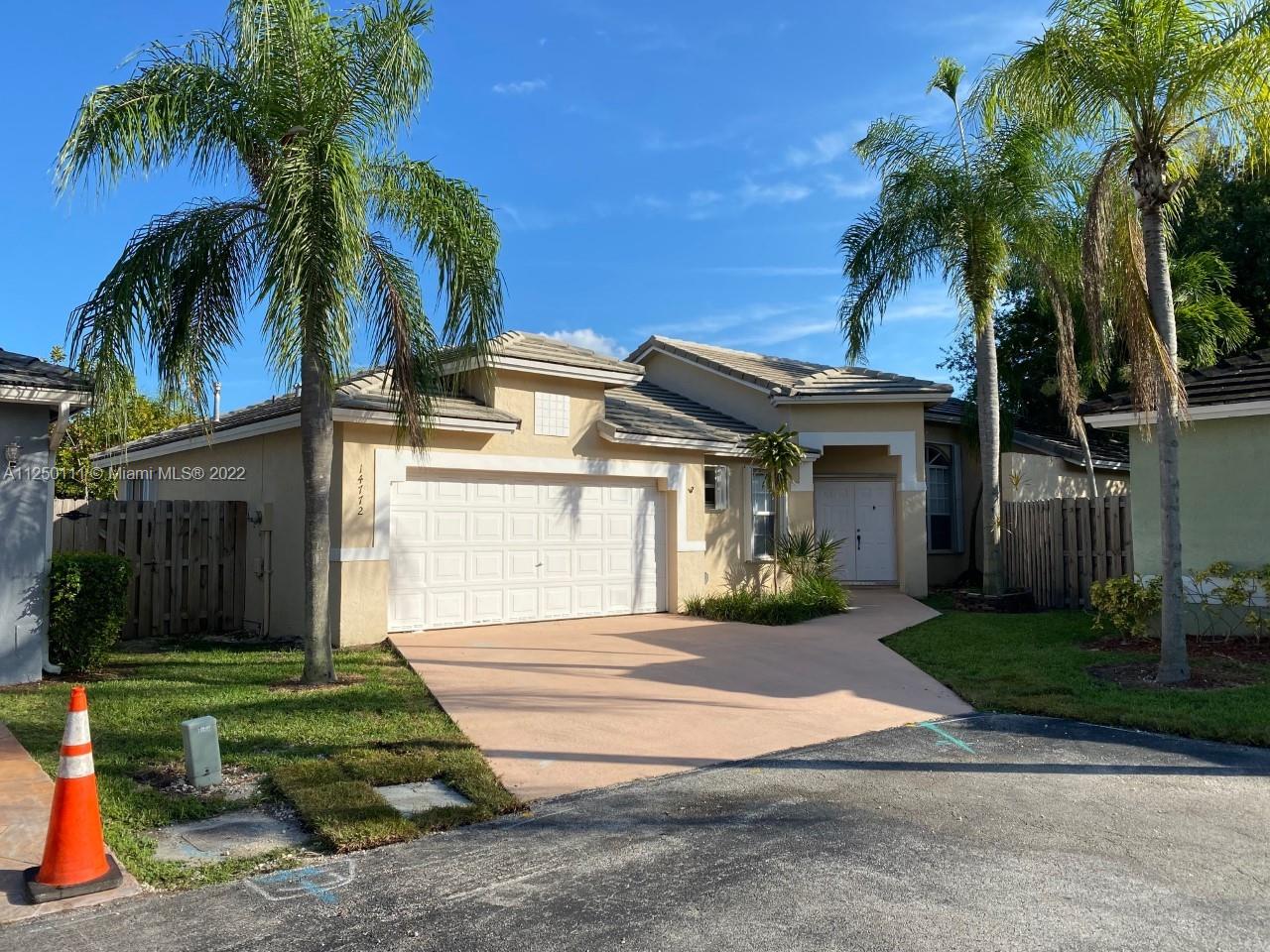 WOODS LAKE - Residential