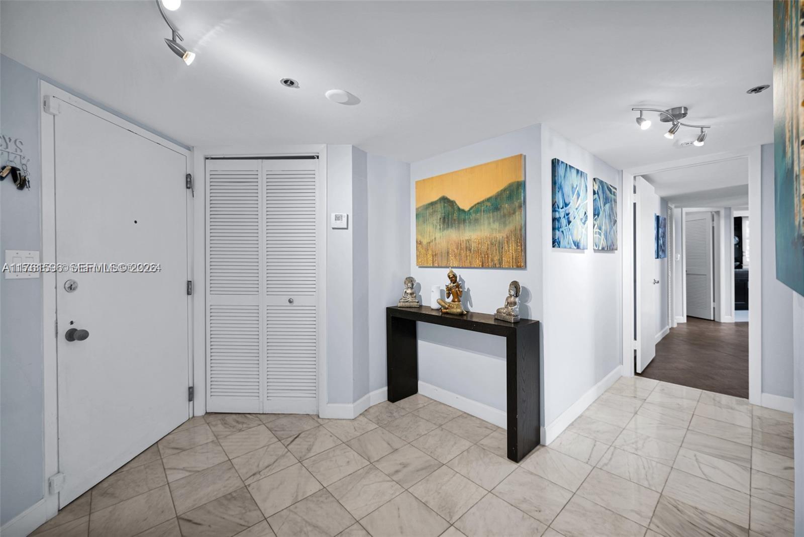 ANCHOR BAY CLUB CONDO - Residential