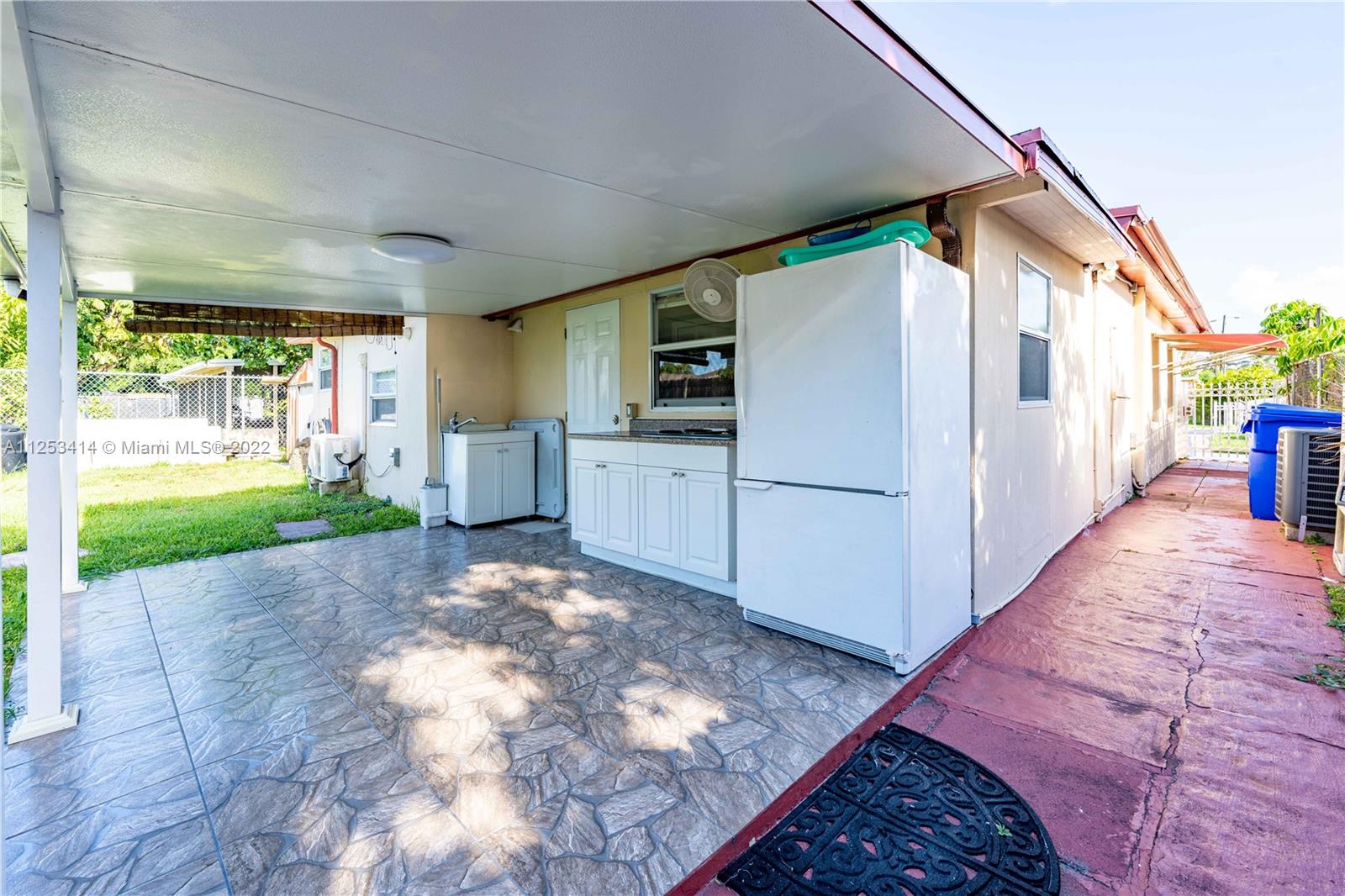 BEVERLY PARK - Residential