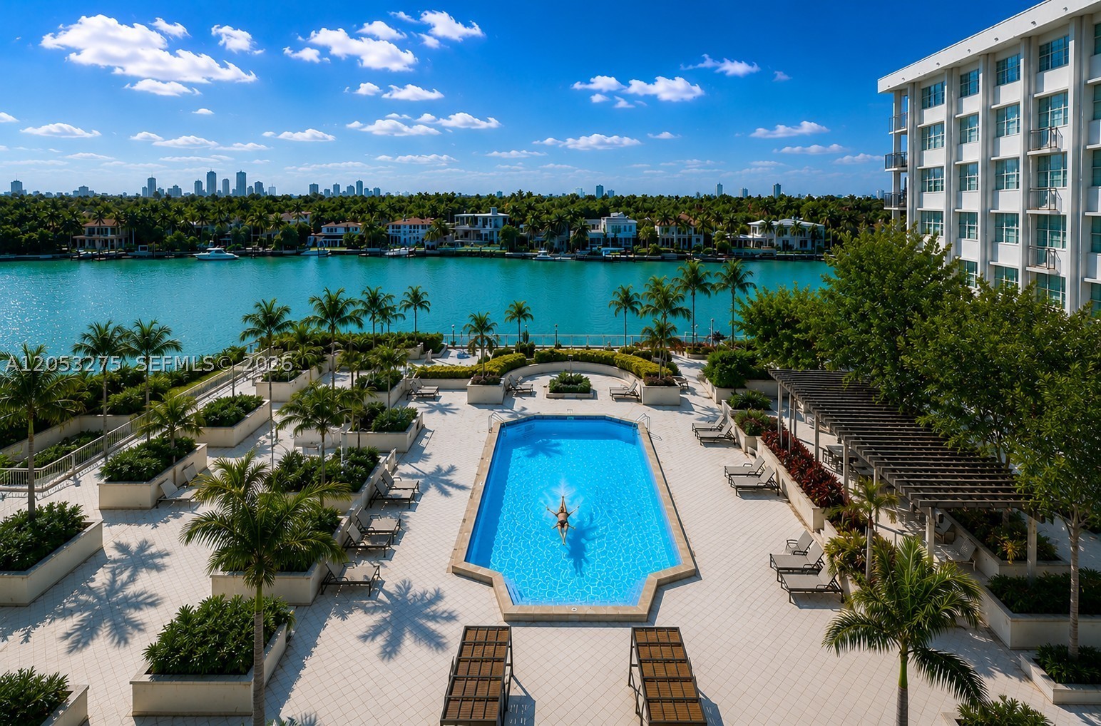 5600 CONDO - Residential Lease