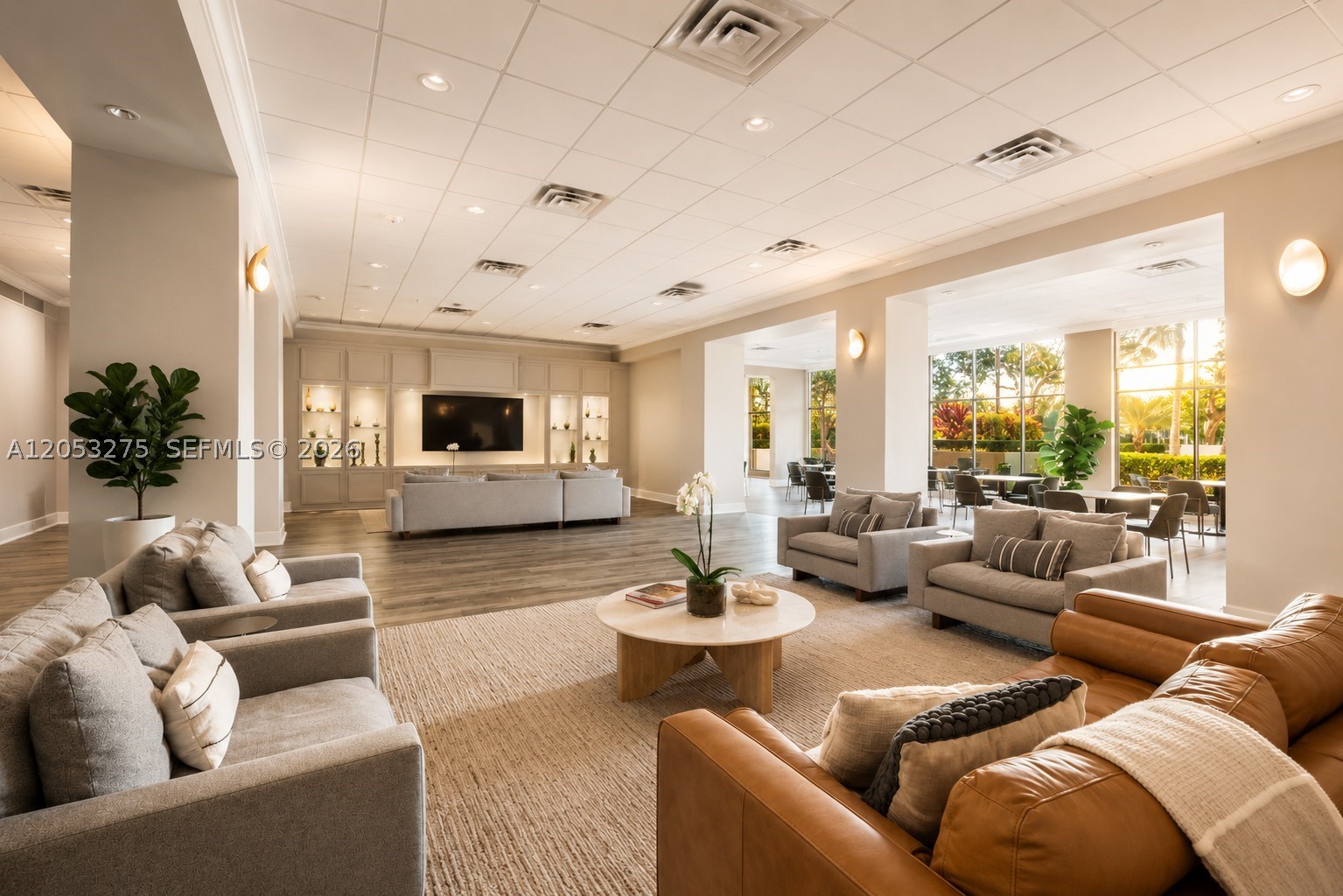 5600 CONDO - Residential Lease