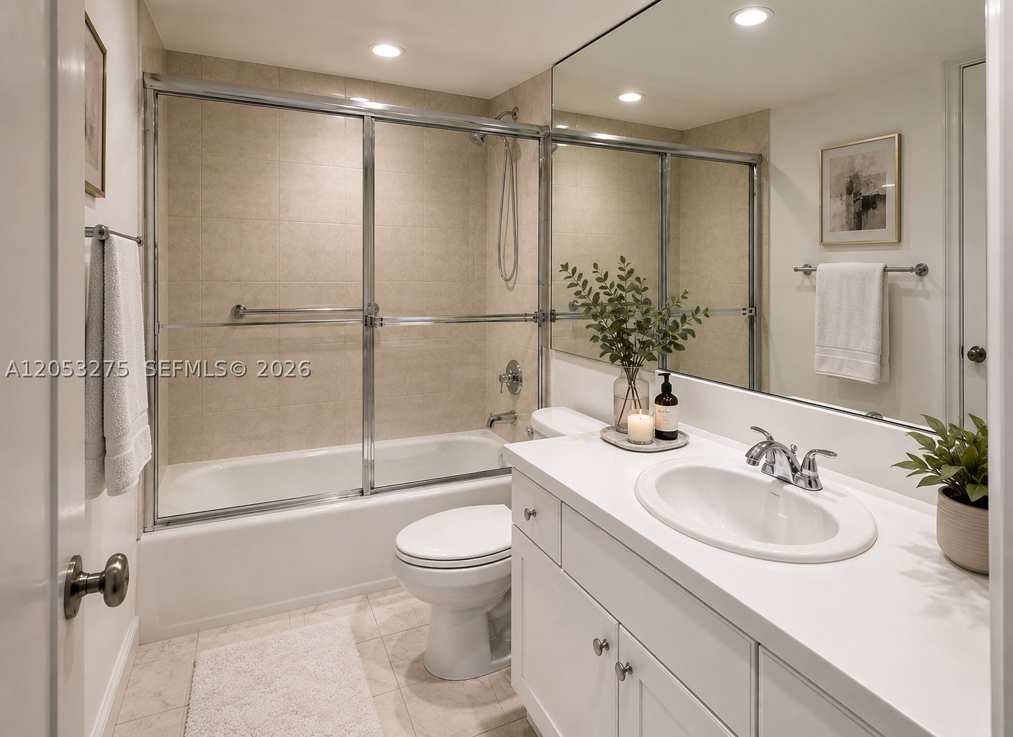 5600 CONDO - Residential Lease