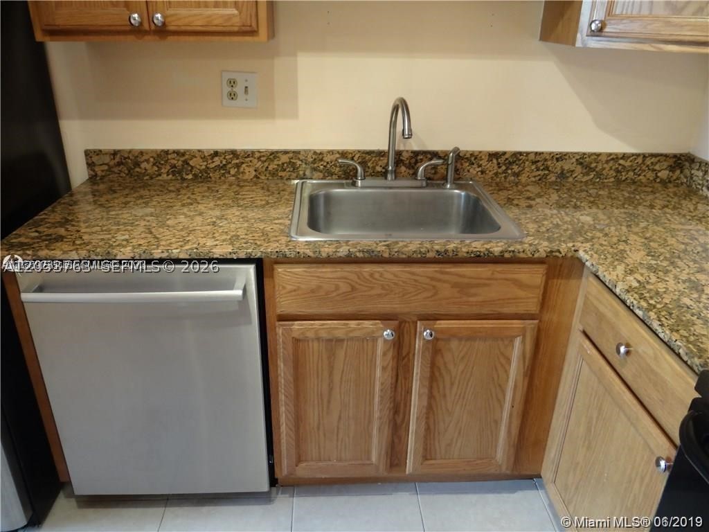WATERGATE CONDOMINIUM NO - Residential Lease