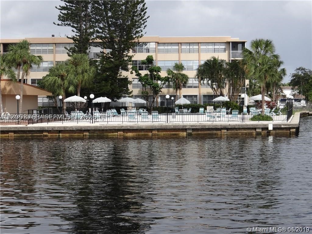 WATERGATE CONDOMINIUM NO - Residential Lease