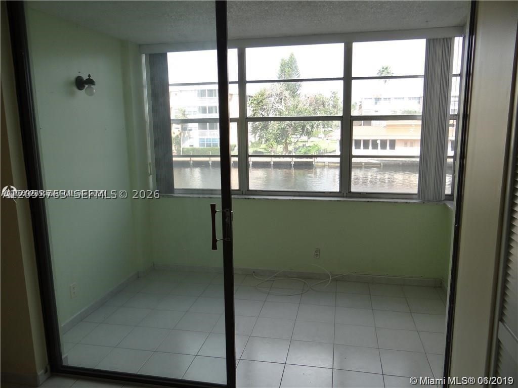 WATERGATE CONDOMINIUM NO - Residential Lease