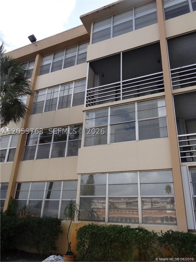 WATERGATE CONDOMINIUM NO - Residential Lease