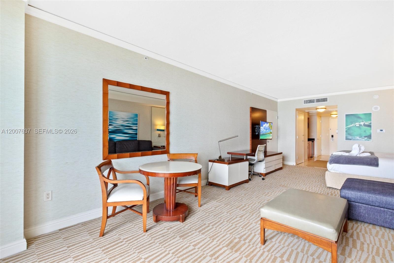 TRUMP INTERNATIONAL SONES - Residential