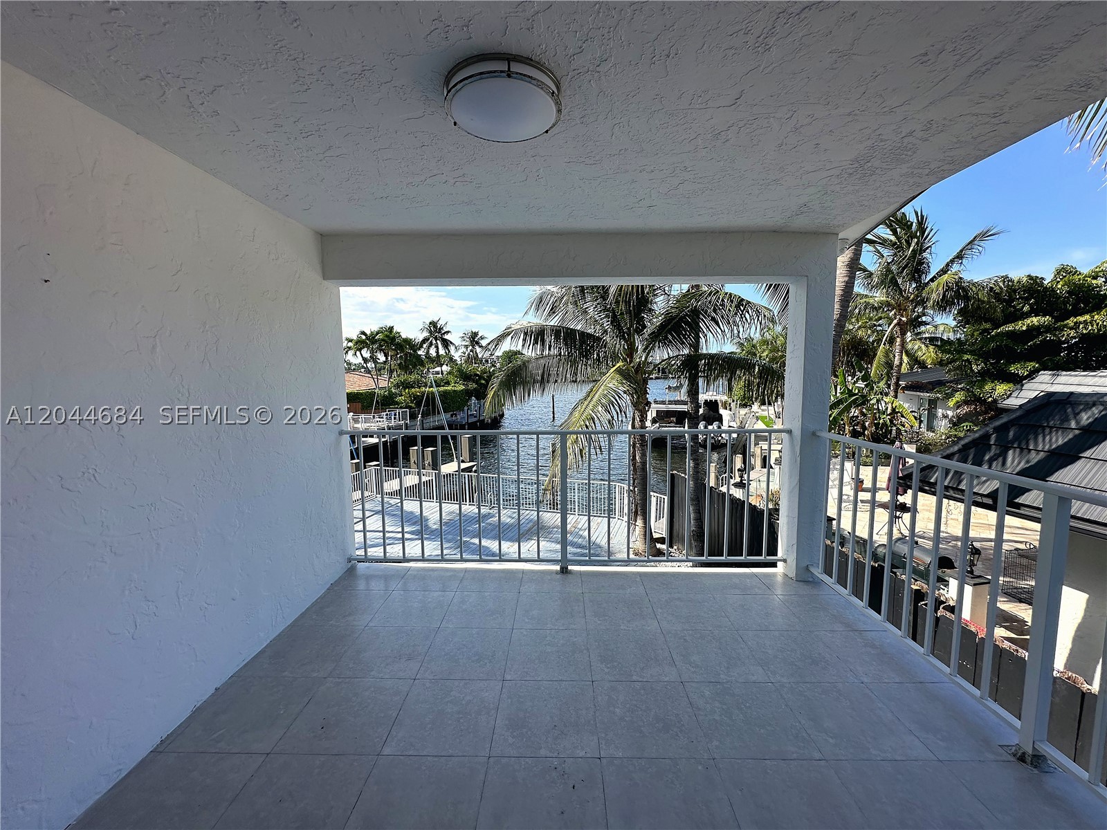 SANTA BARBARA SHORES - Residential