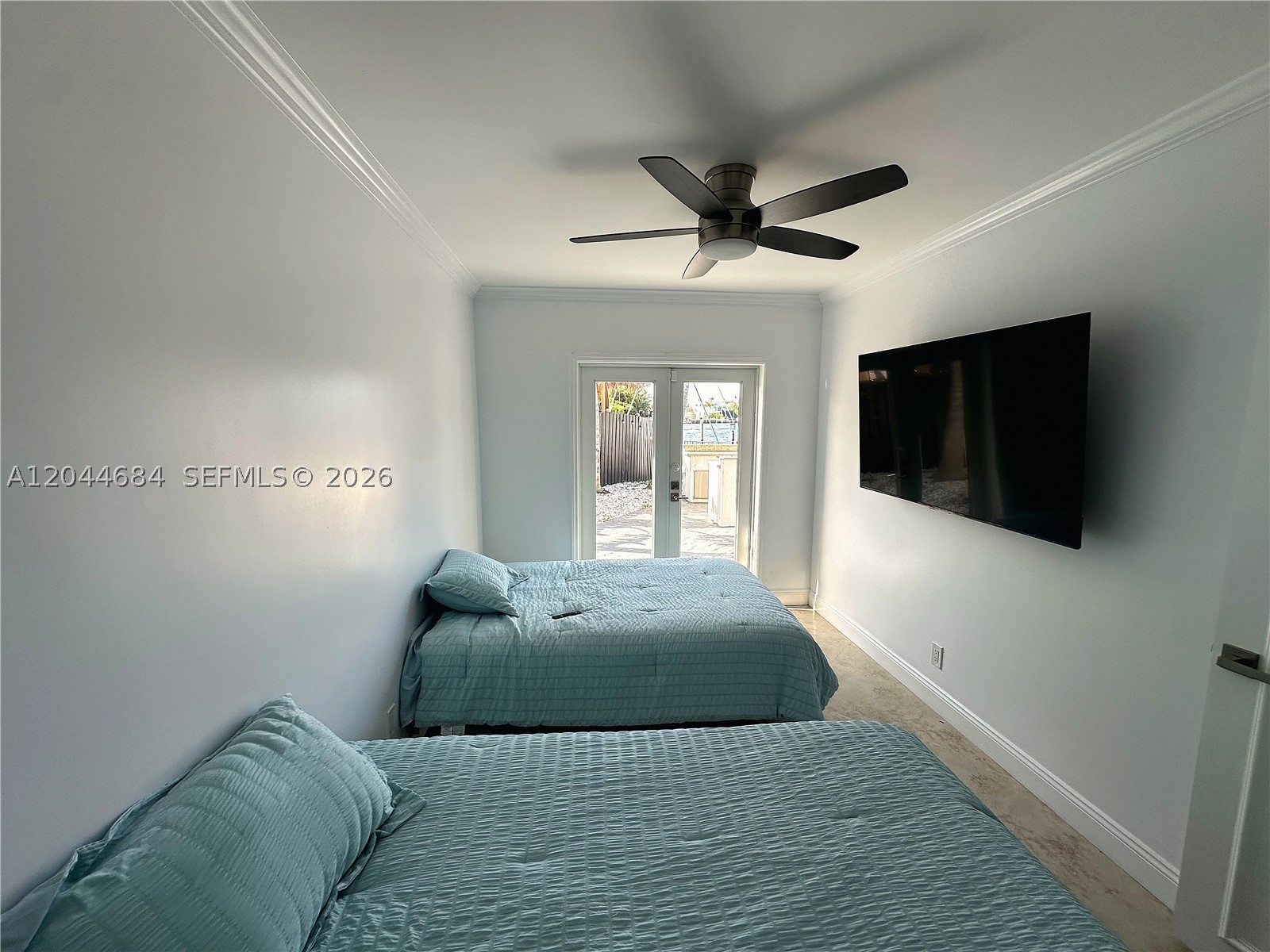 SANTA BARBARA SHORES - Residential