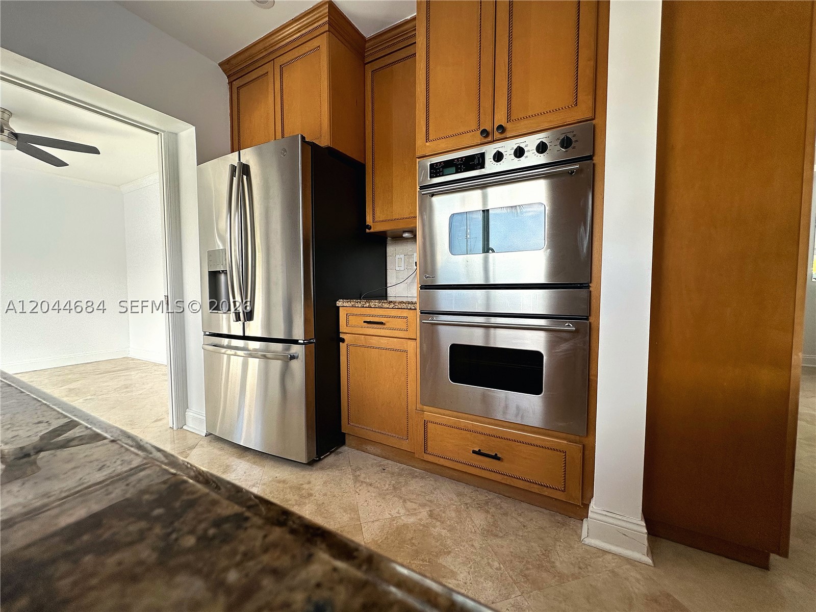 SANTA BARBARA SHORES - Residential