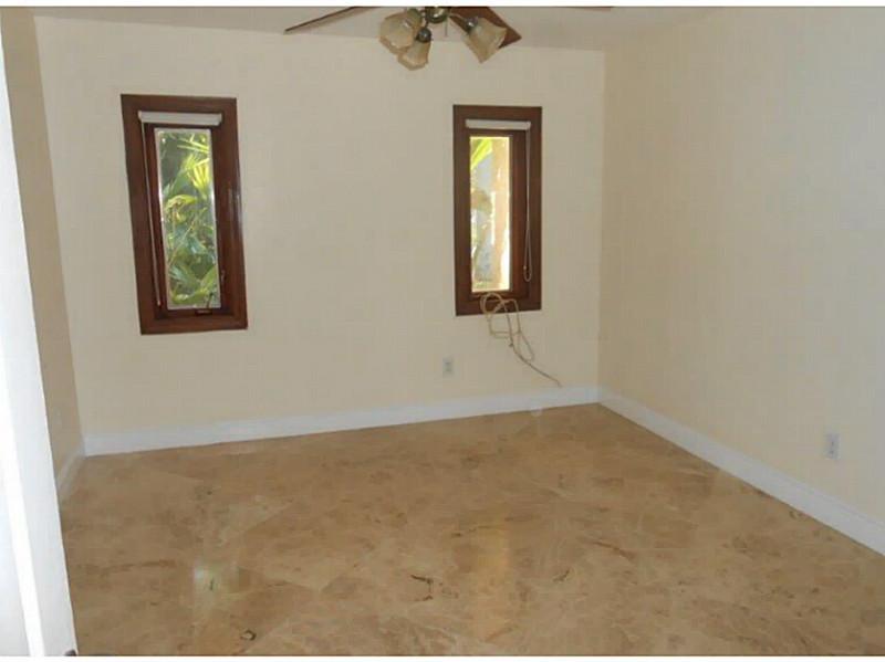 14 55 40 FAIRMONT ACRES S - Residential
