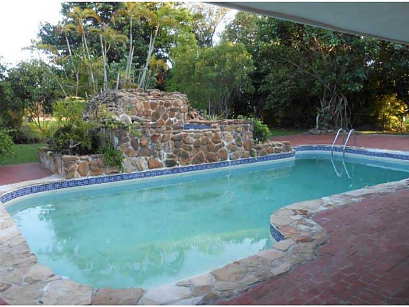 14 55 40 FAIRMONT ACRES S - Residential