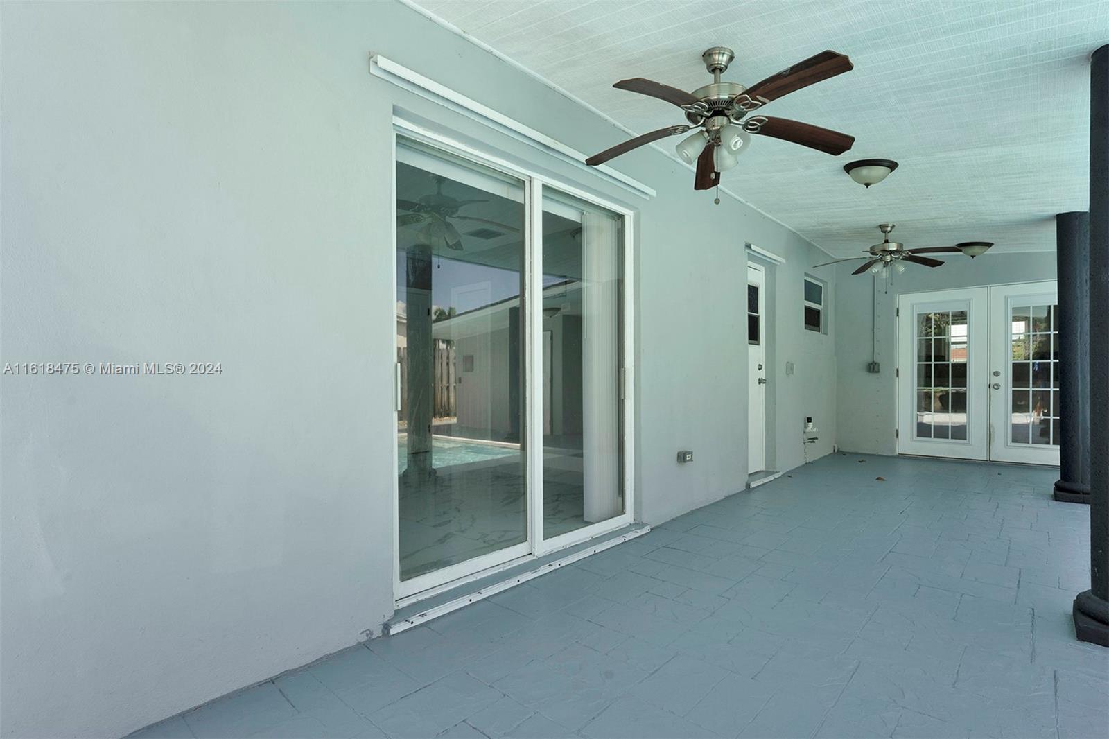 HERITAGE HOMES - Residential