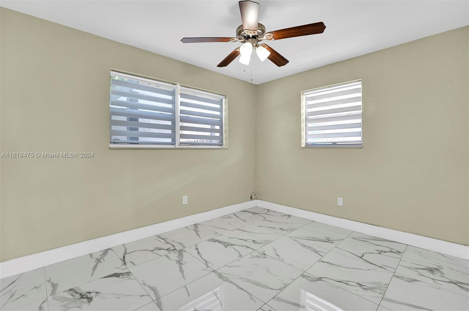 HERITAGE HOMES - Residential