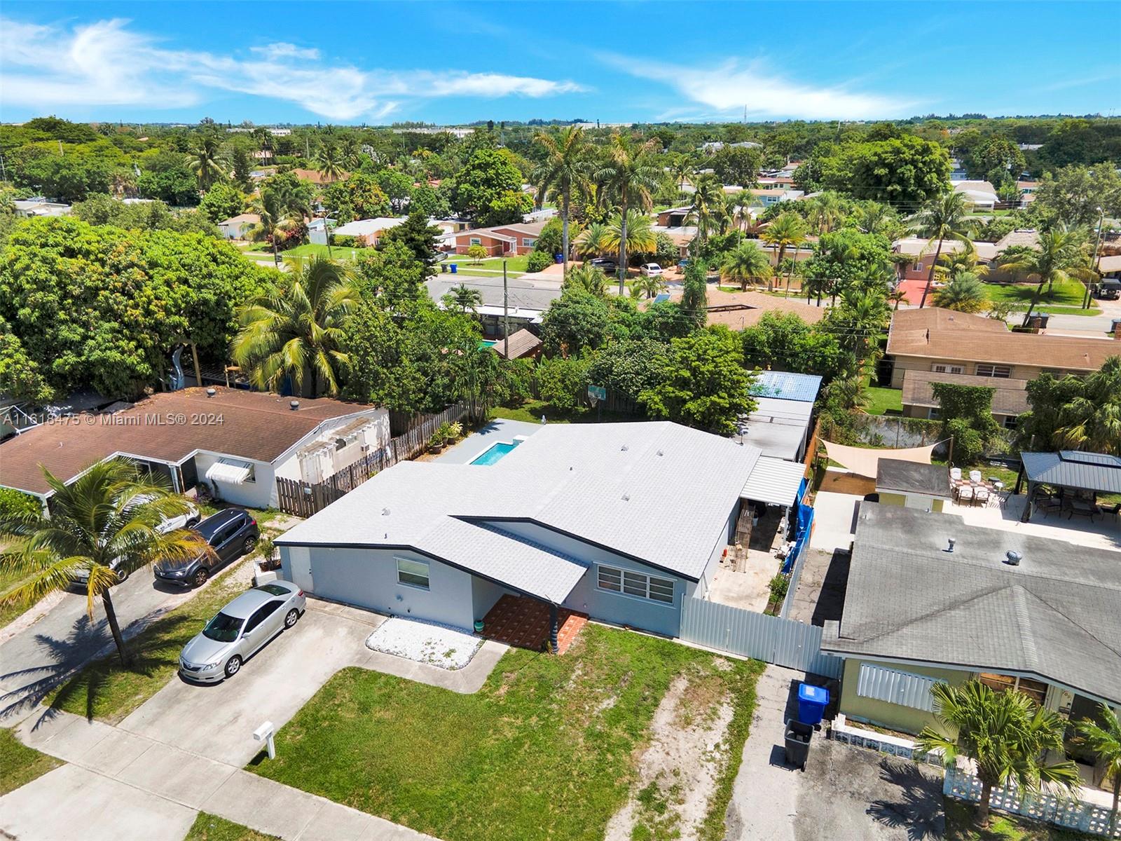HERITAGE HOMES - Residential