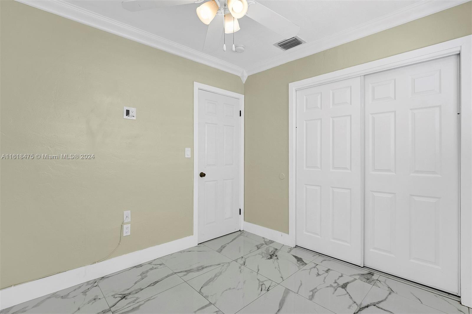 HERITAGE HOMES - Residential