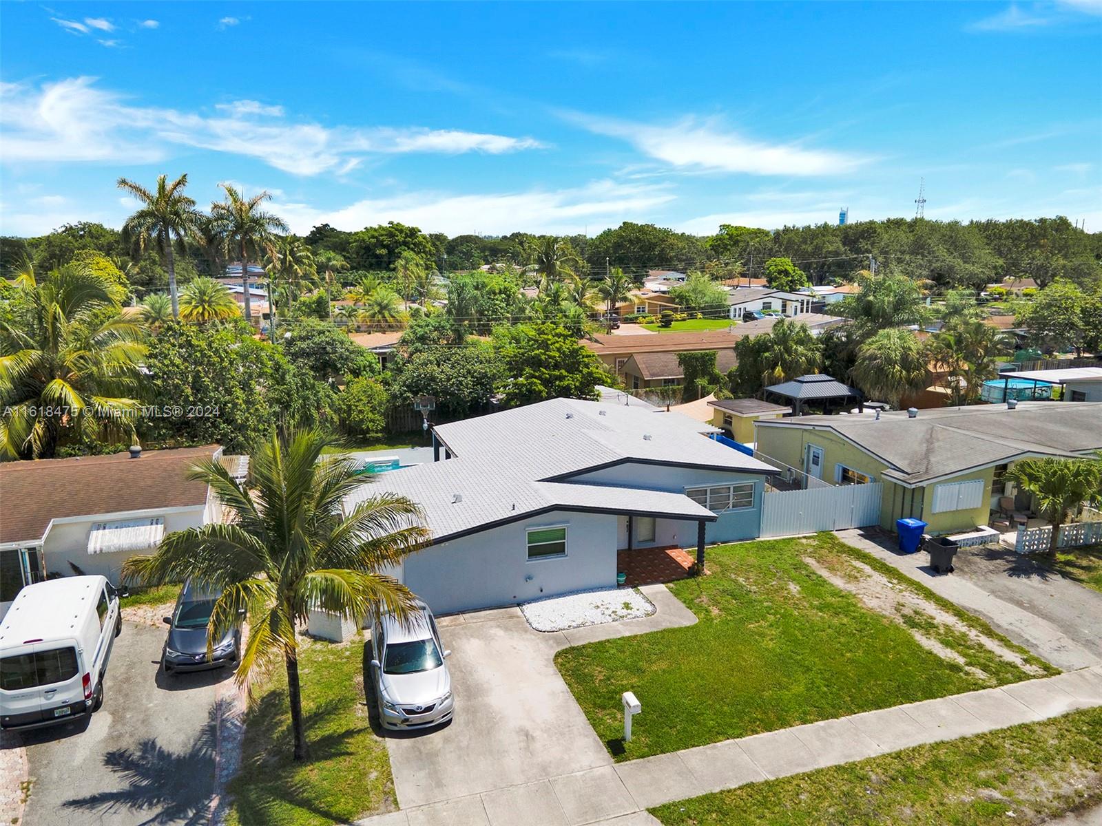 HERITAGE HOMES - Residential