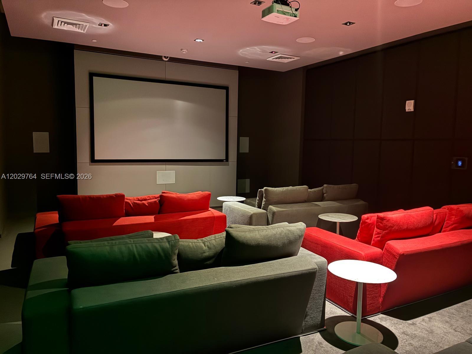 1100 MILLECENTO RESIDENCE - Residential Lease