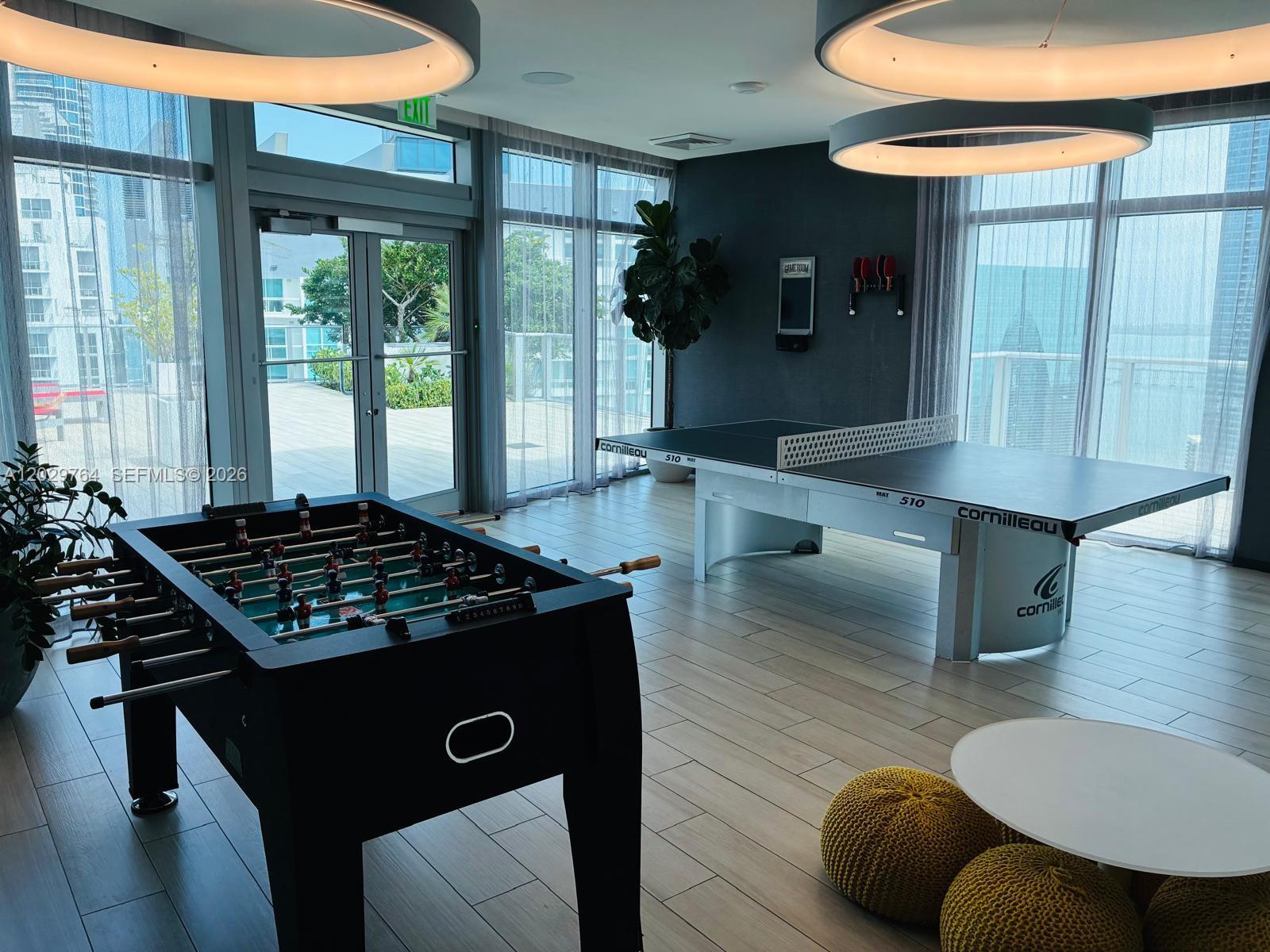 1100 MILLECENTO RESIDENCE - Residential Lease