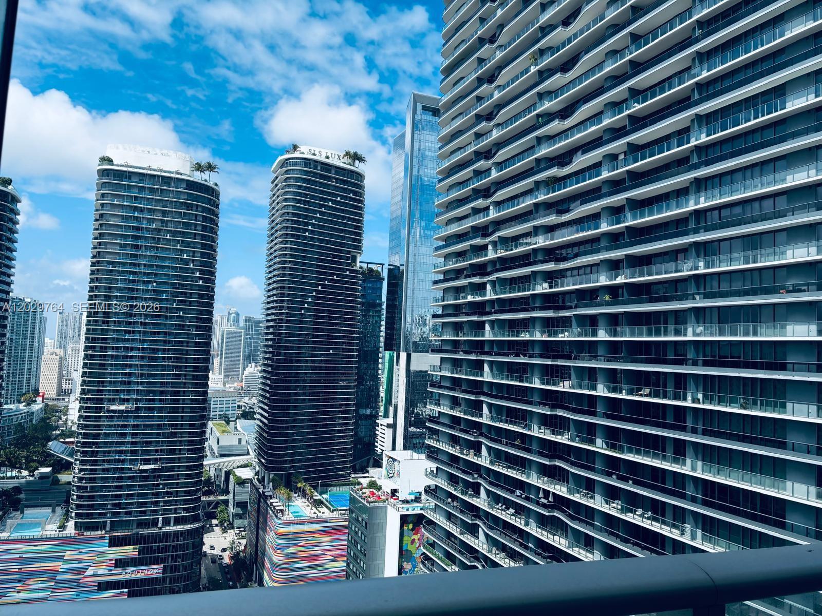 1100 MILLECENTO RESIDENCE - Residential Lease