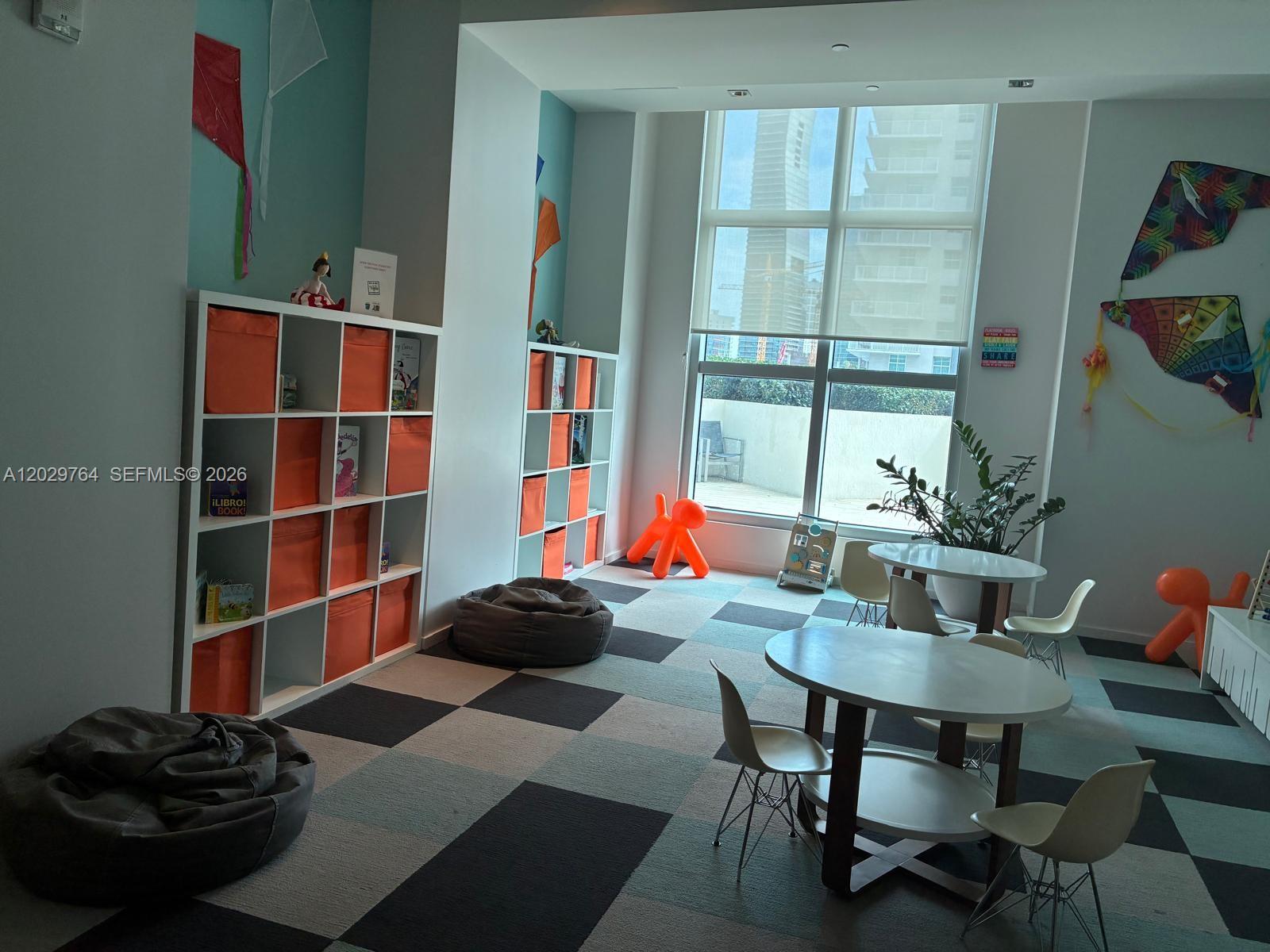 1100 MILLECENTO RESIDENCE - Residential Lease