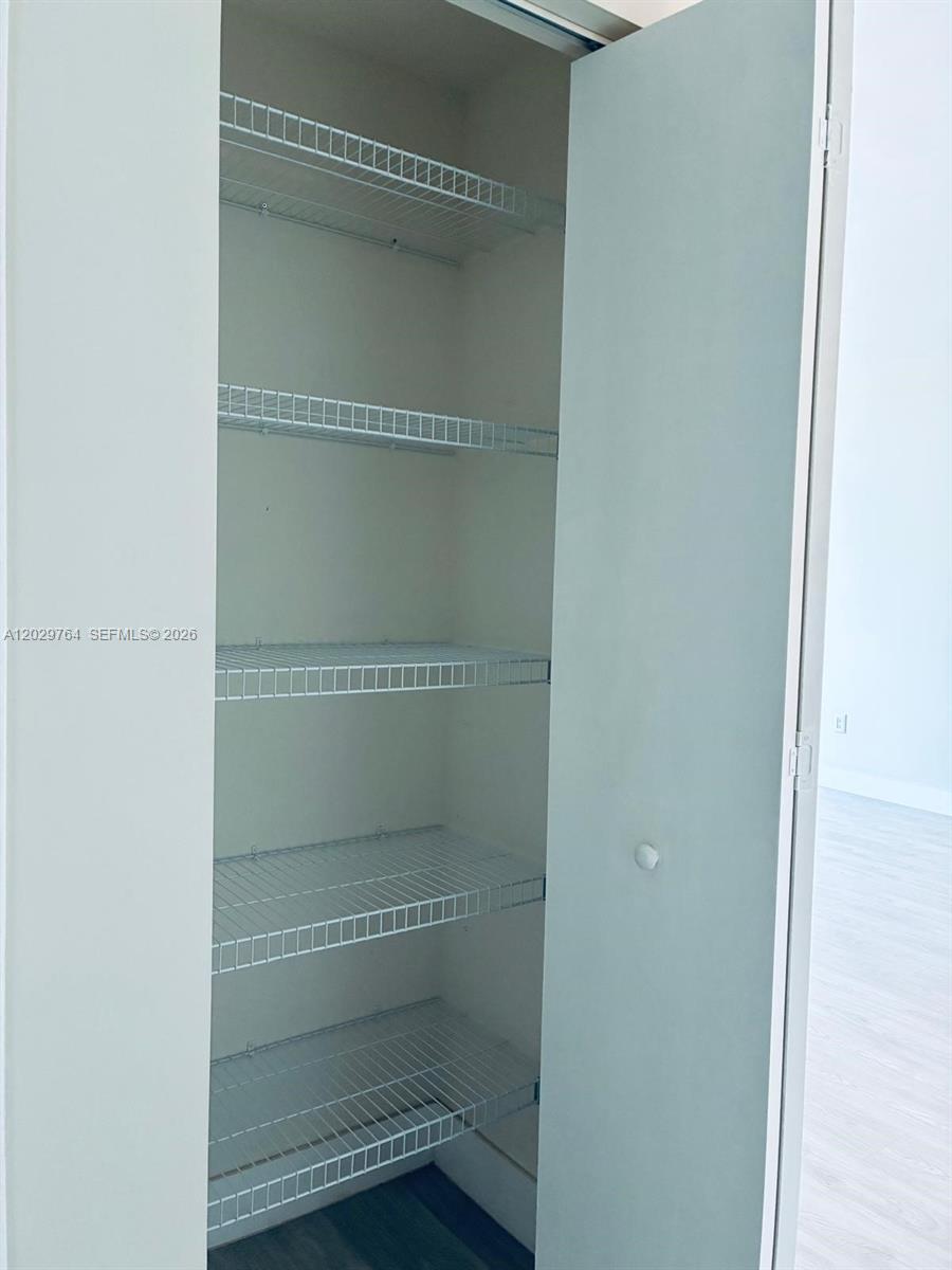 1100 MILLECENTO RESIDENCE - Residential Lease