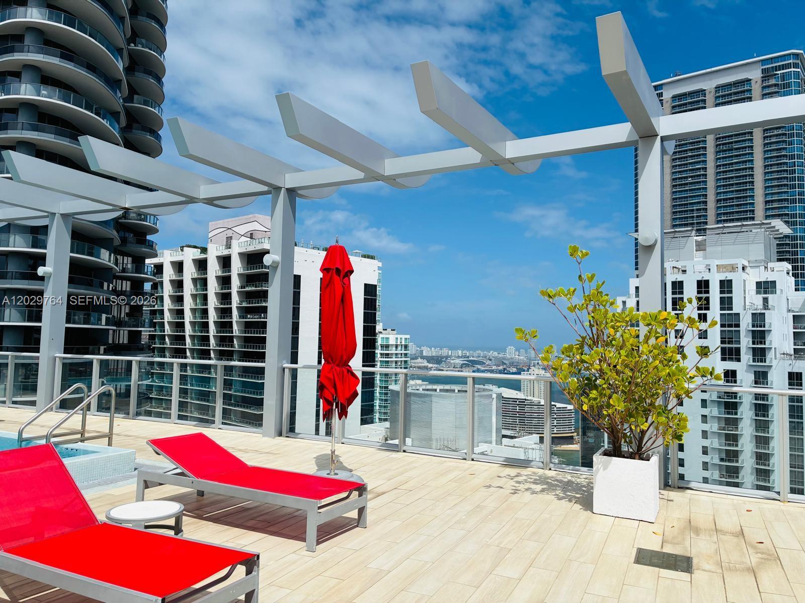 1100 MILLECENTO RESIDENCE - Residential Lease