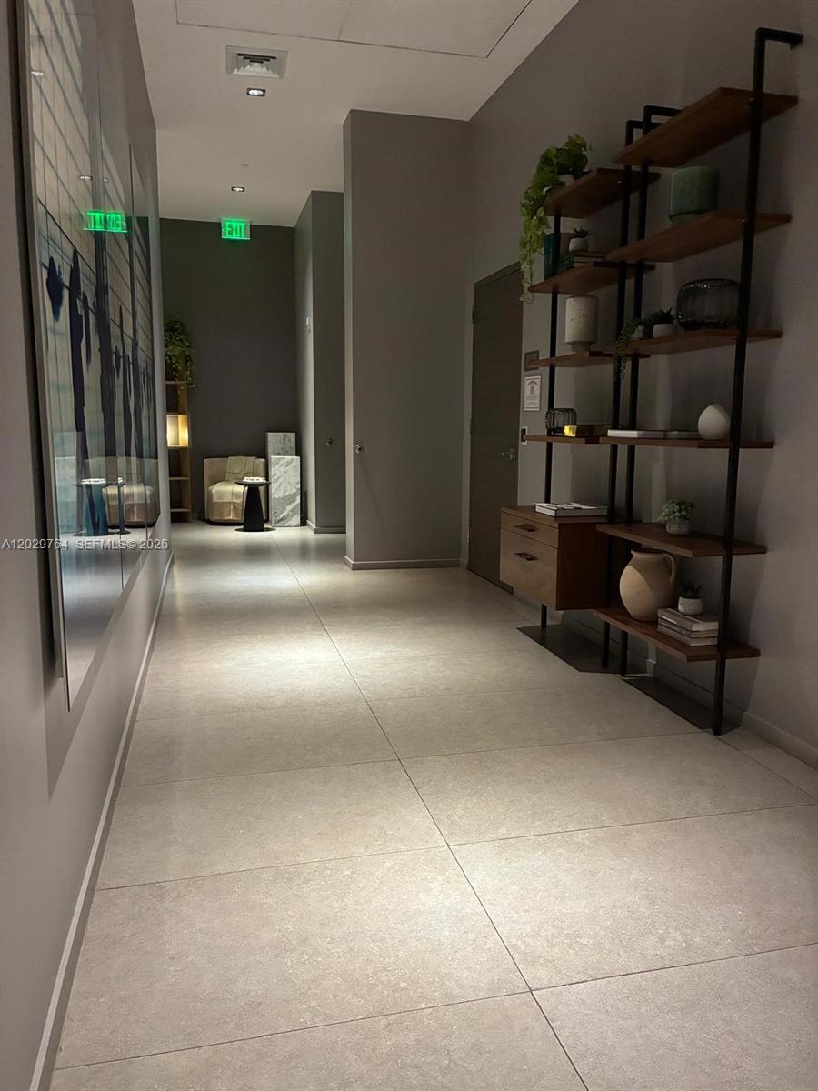 1100 MILLECENTO RESIDENCE - Residential Lease