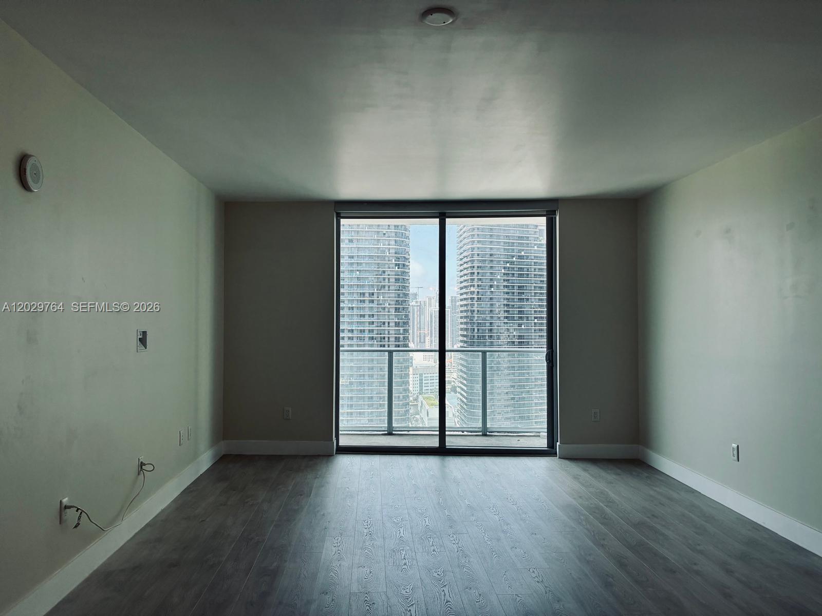 1100 MILLECENTO RESIDENCE - Residential Lease