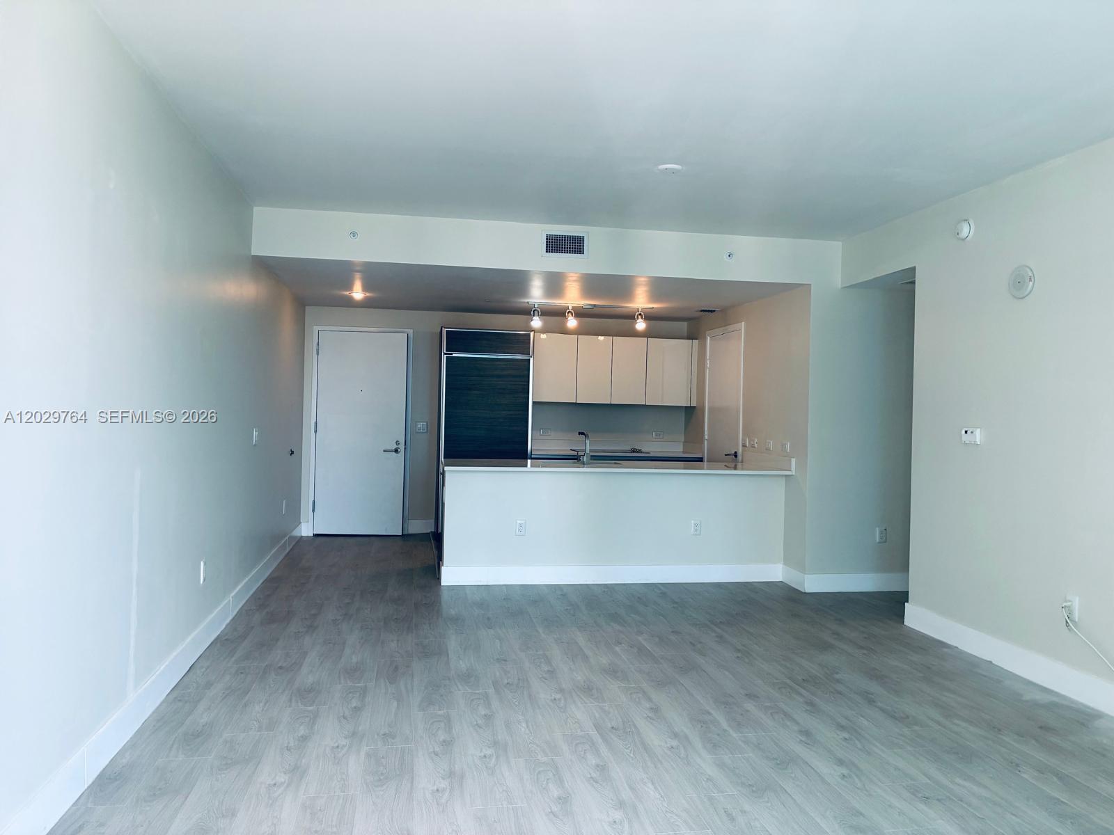 1100 MILLECENTO RESIDENCE - Residential Lease