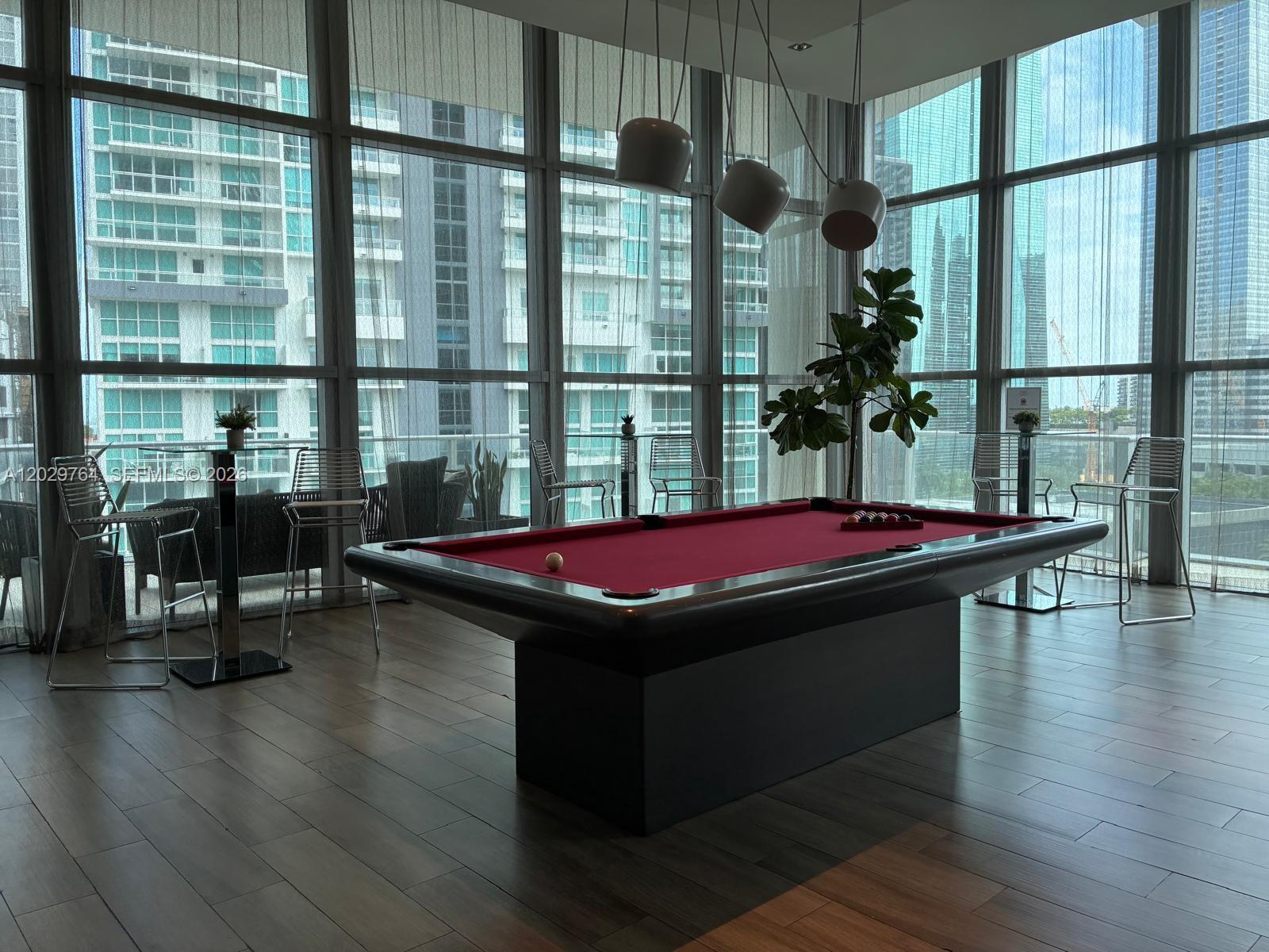 1100 MILLECENTO RESIDENCE - Residential Lease
