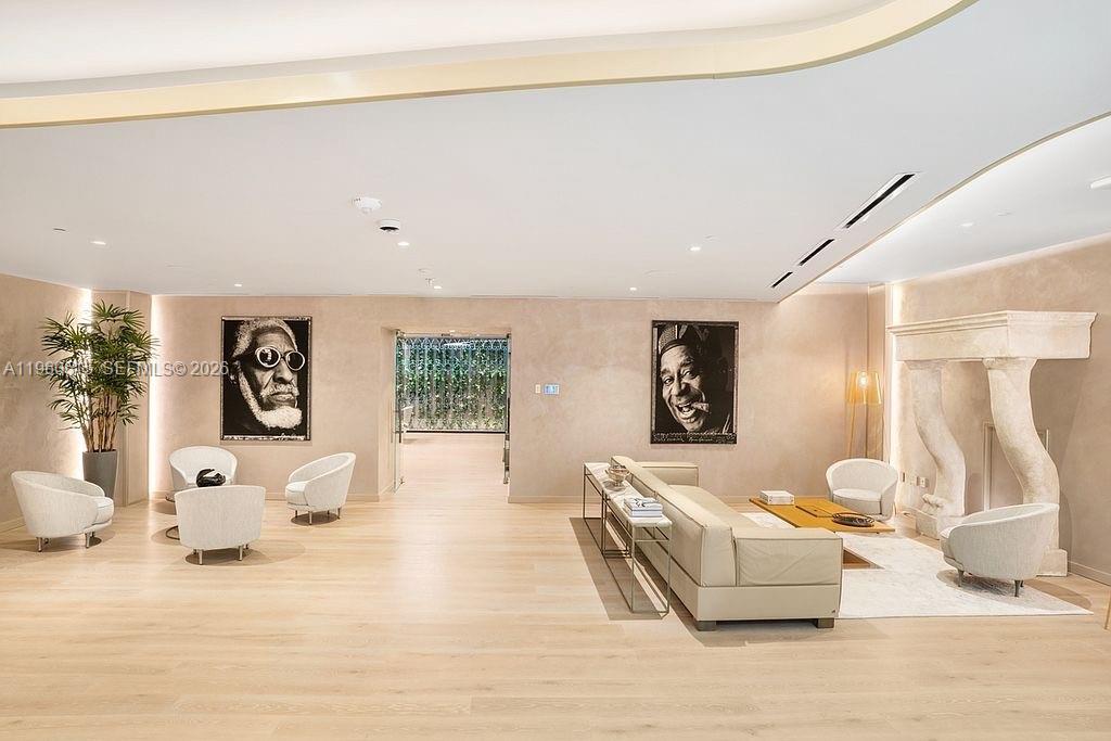 BRICKELL FLATIRON CONDO - Residential
