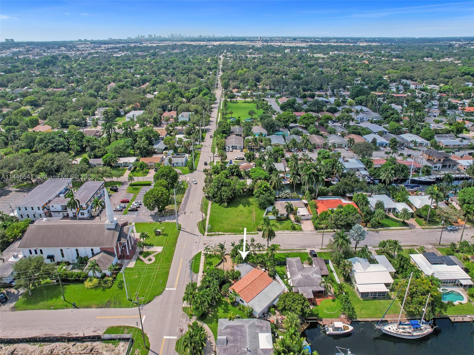 SOUTH NEW RIVER ISLES SEC - Residential Lease
