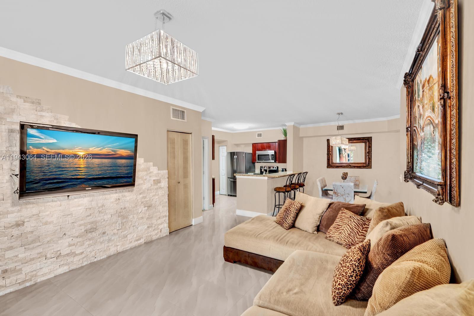 PORTO BELLAGIO CONDO - Residential