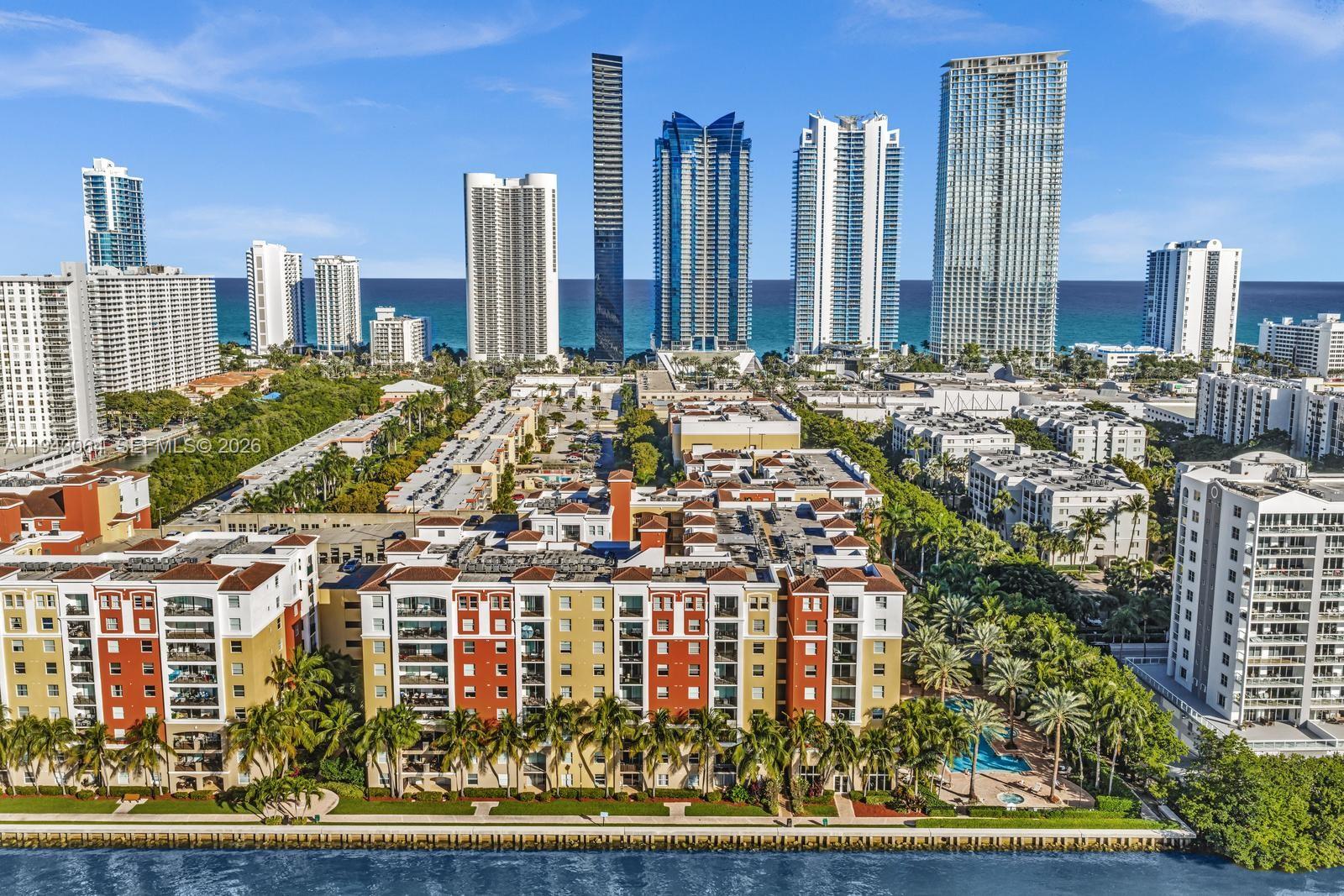 PORTO BELLAGIO CONDO - Residential