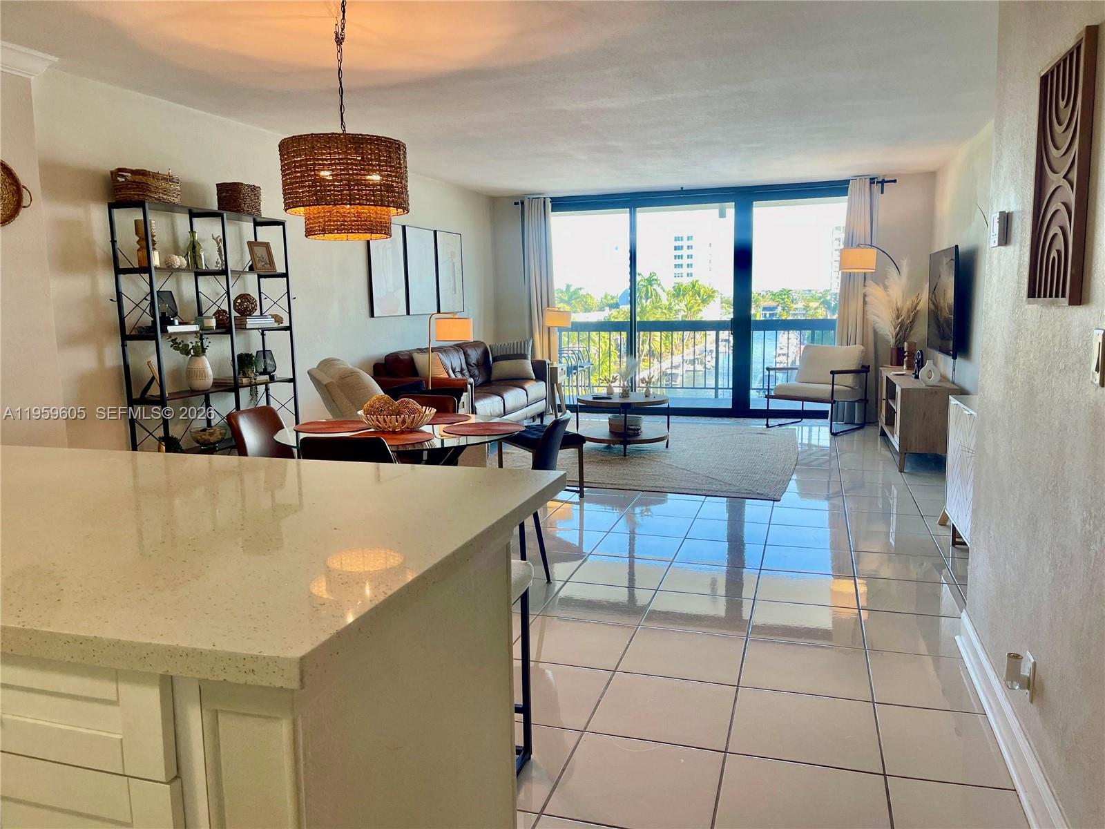 CORAL TOWERS CONDO - Residential
