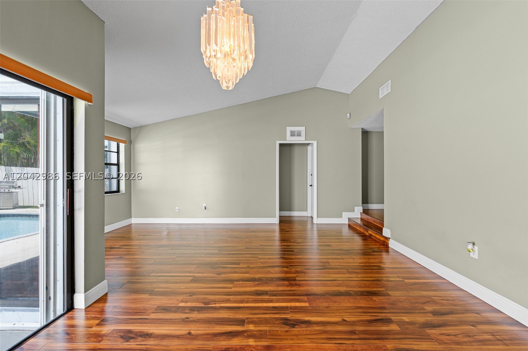 KENLAND HOMES - Residential
